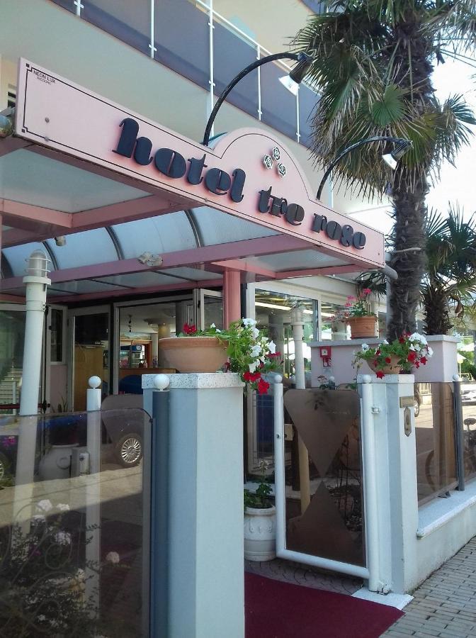 Hotel Tre Rose Riccione Exteriör bild