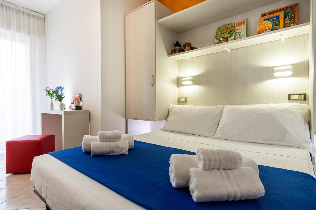 Hotel Tre Rose Riccione Exteriör bild